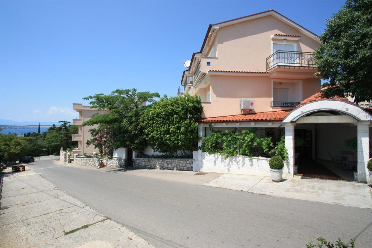 Apartments Domino R Dramalj Exterior photo